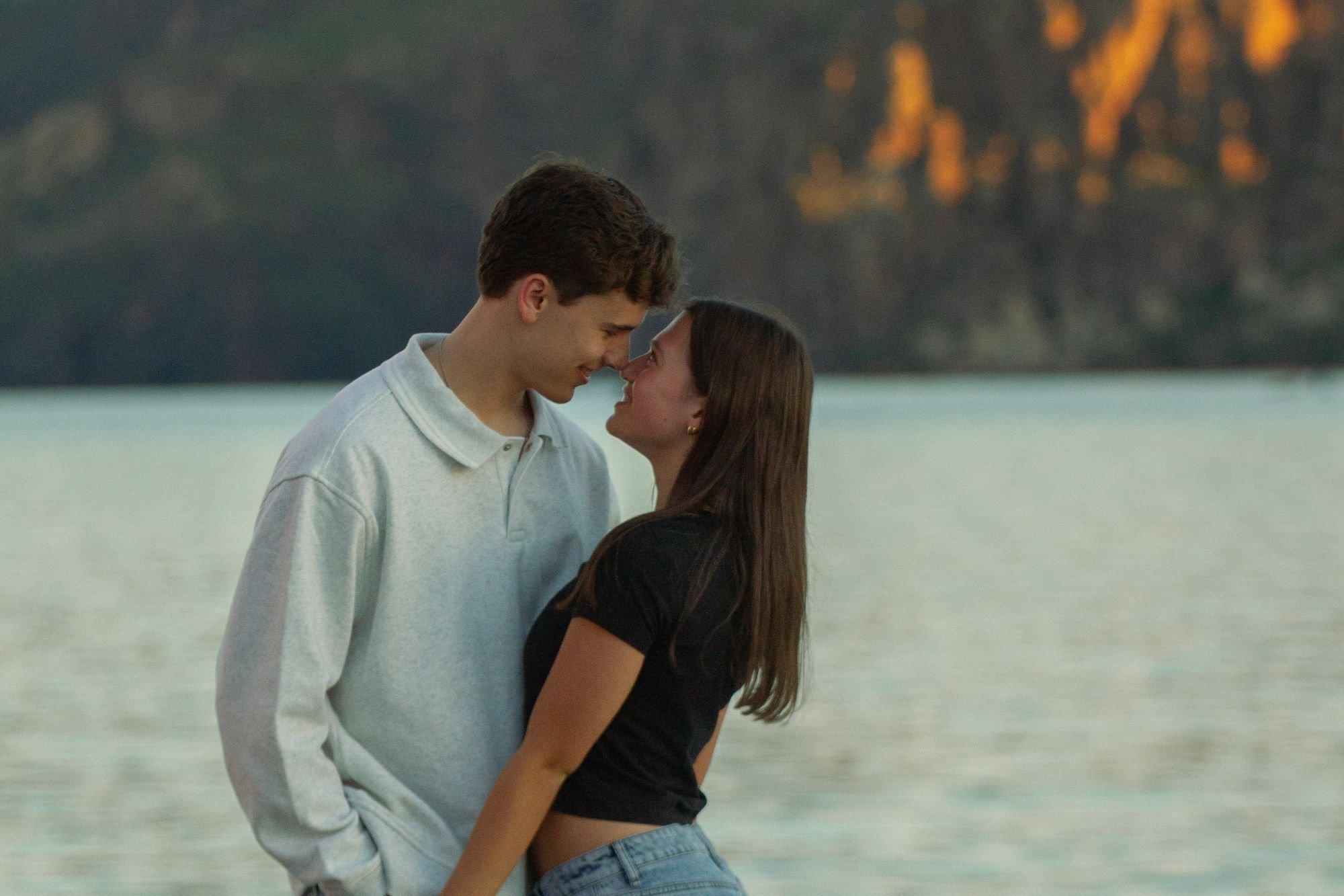 carousel-hero-element image-4